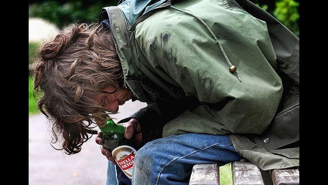 Bizimodu marjinala gizonezkoen alkoholismoaren ondorioa da